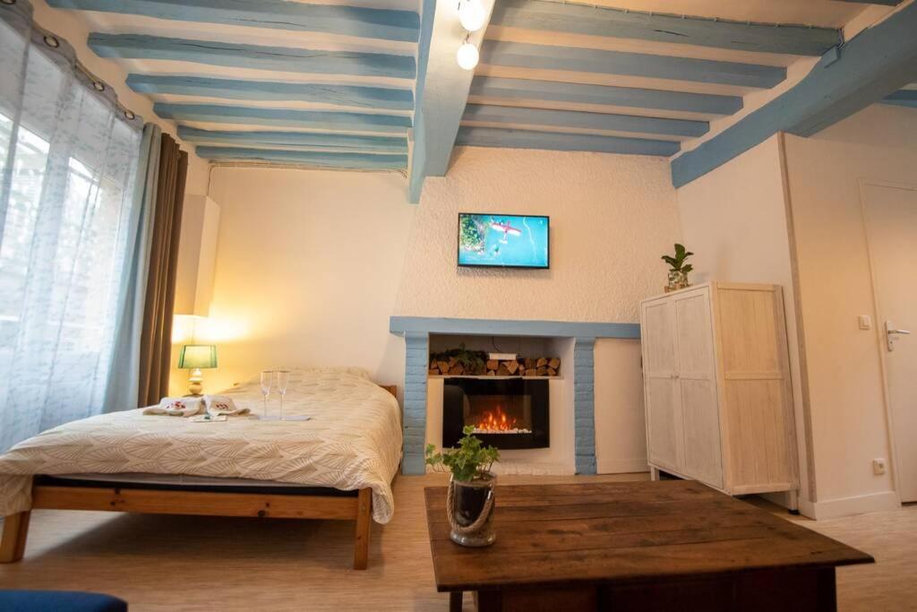 Blue Appartment With A Fireplace Дьєпп Екстер'єр фото